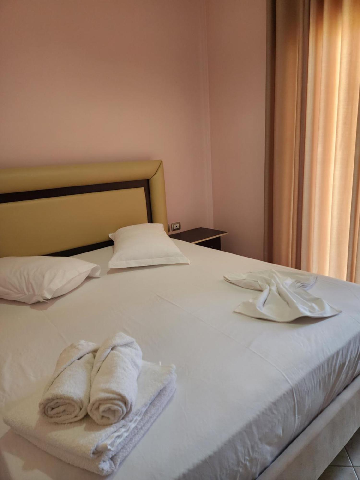 Amelia Apartments Ksamil Buitenkant foto