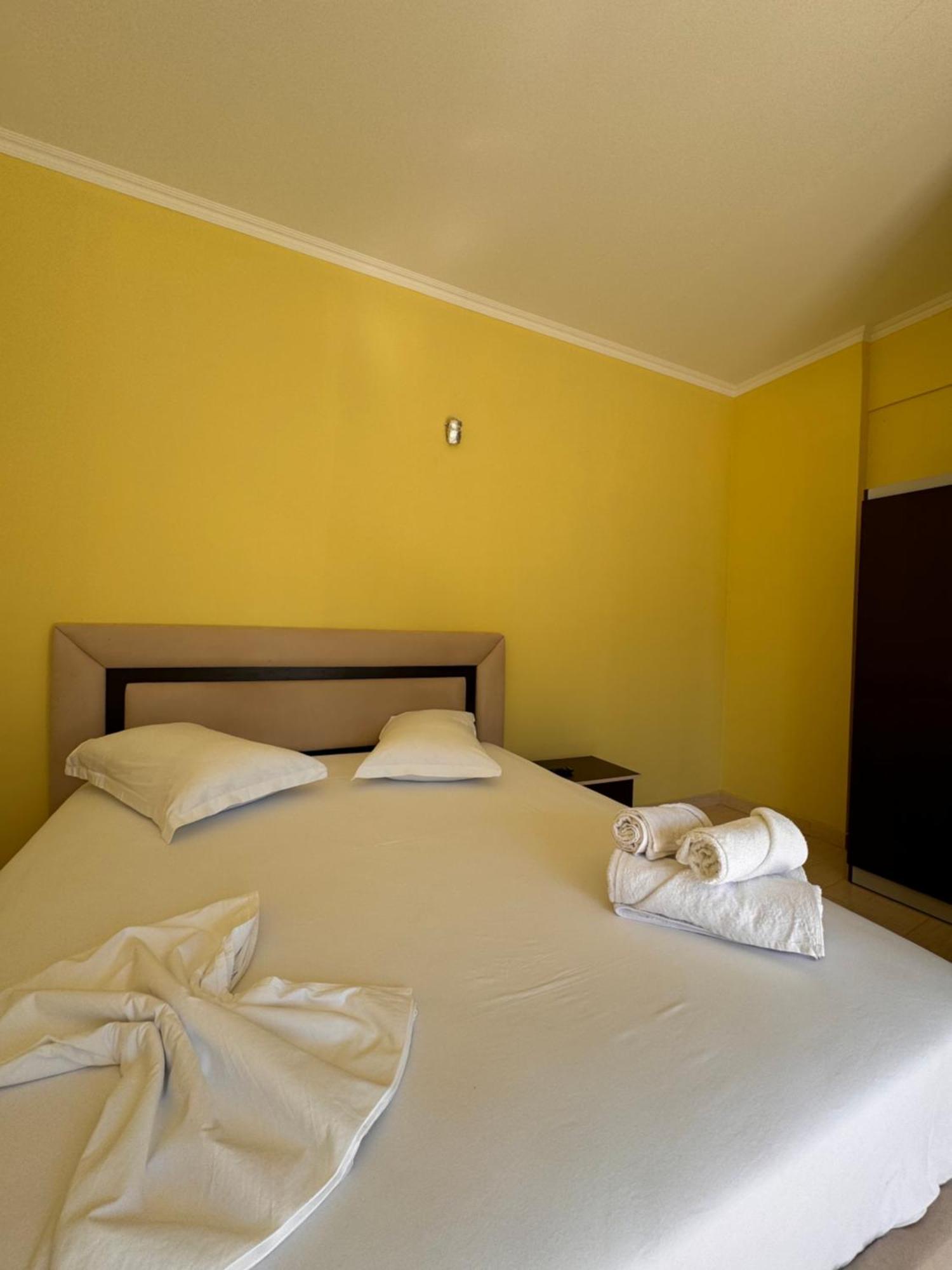 Amelia Apartments Ksamil Buitenkant foto