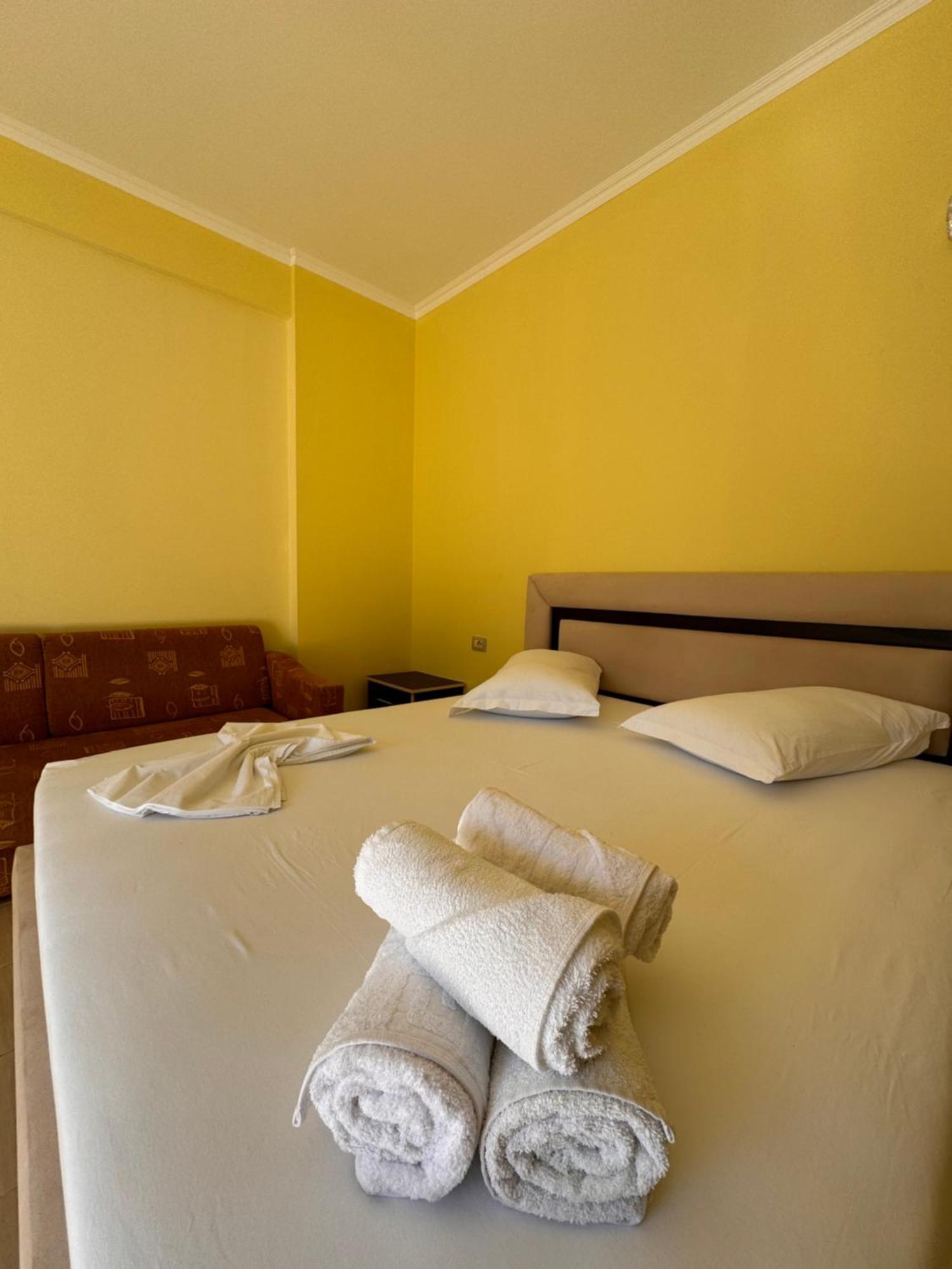 Amelia Apartments Ksamil Buitenkant foto
